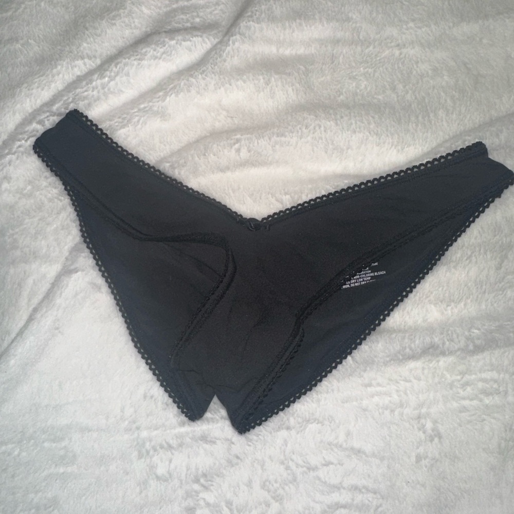 skims panty